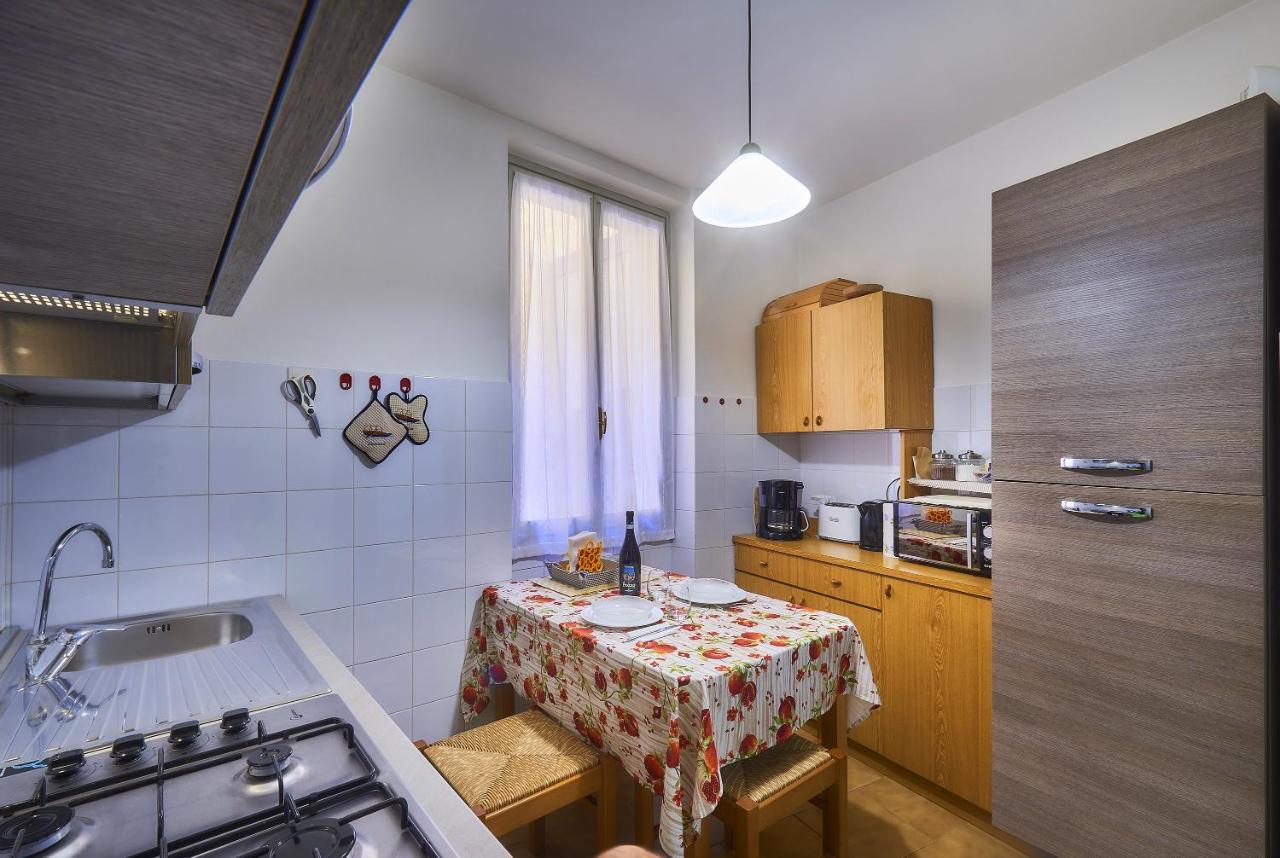 Апартаменти Casa Bella Варенна Екстер'єр фото